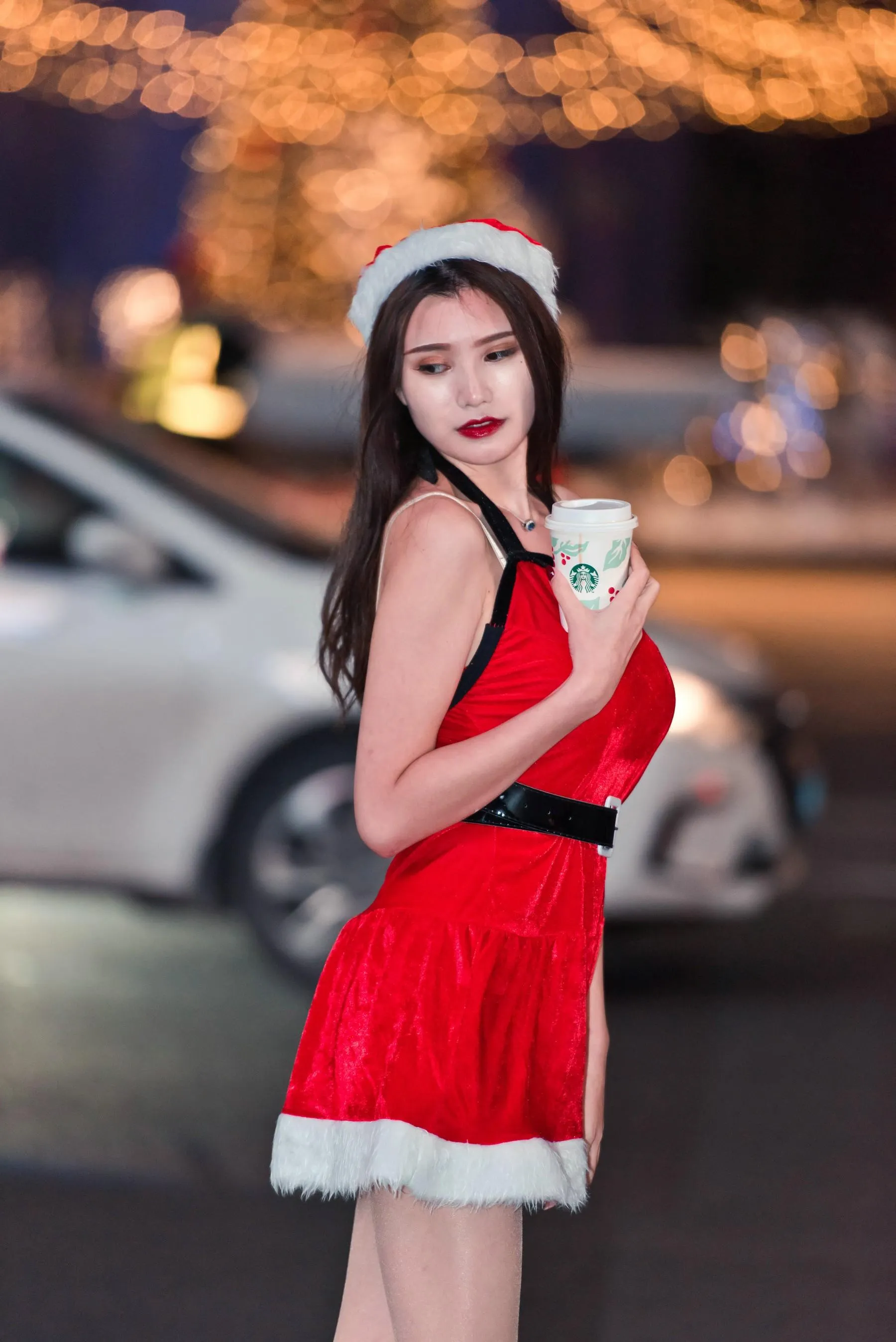 [魔镜街拍] NO.124 寒风中的极品肉丝圣诞美人婷婷 [224P]插图3